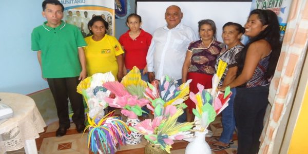 ELABORACION DE JARRONES CON FLORES – 02